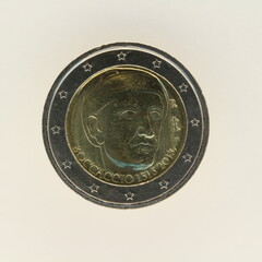 Nahaufnahme einer einer 2 Euro Sondermünze zu dem Thema 