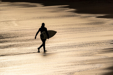 Surfeur à Larmor-Plage