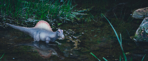 Espinosaurio, el mayor depredador de la prehistoria.  © J.M. Tornero