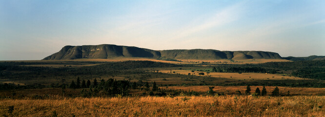 Vista panorâmica de paisagem de cerrado na Chapada dos Veadeiros