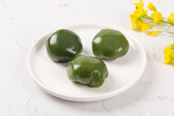 china Sweet Green Rice Ball with rape flower,Qingming festival fruit