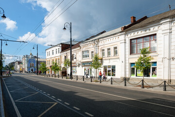 Fototapeta na wymiar View of the street in centre of Rybinsk town, Krestovaya street