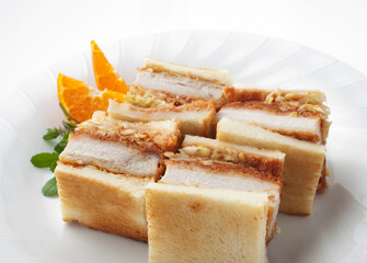 ロースかつサンド