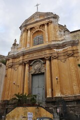 Napoli - Facciata della Chiesa di Sant'Anna a Capuana