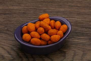 Spicy peanut heap in the bowl