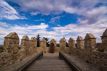 Avila Walls