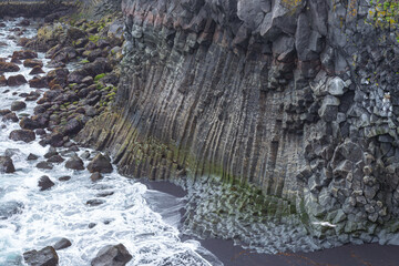 Hike from Arnarstapi to the Stone Bridge in the south of Iceland