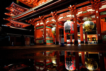 雨上がりのお寺