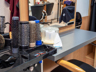 Arbeitsplatz in einem Friseurgeschäft