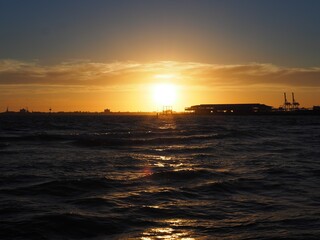 Naklejka premium Sunset at Port Melbourne Beach in Victoria Australia
