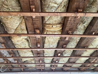 Sanierung einer Decke in einem alten Bauernhaus um 1900