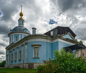 Fototapeta na wymiar Protection of the Virgin church. City of Kolomna, Russia. Years of construction 1813—1828