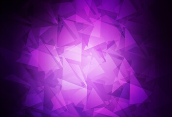 Fototapeta premium Dark Purple vector shining triangular backdrop.