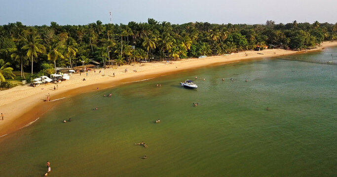 Imagem A&eacute;rea de Barra Grande na Pen&iacute;nsula de Mara&uacute;, Camamu, Bahia, Brasil	
