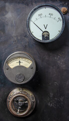 Old electricity gauges 8248
