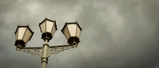 LATARNIA ULICZNA © michalsen