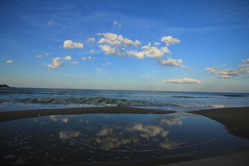 Fototapeta premium sunset over the sea
