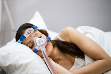 Sleep Apnea Oxygen Mask Equipment