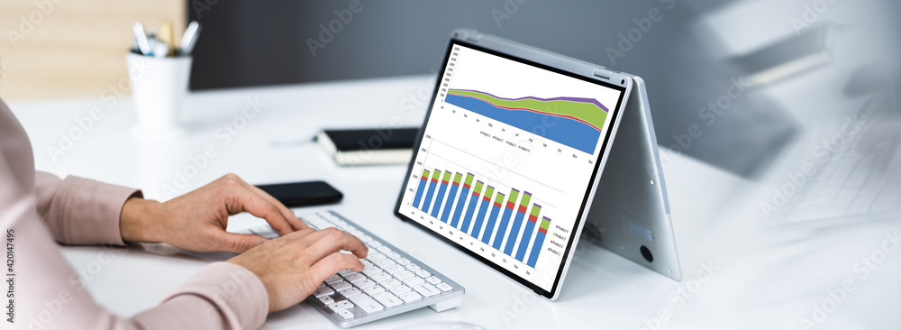 Poster digital marketing data chart