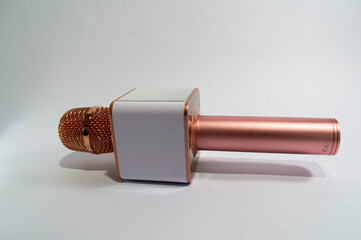 Microphone