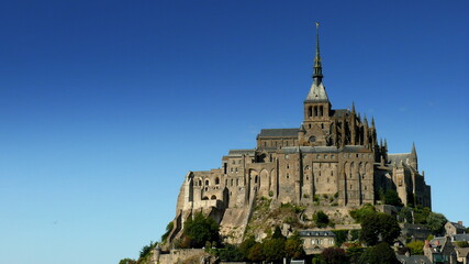 Fototapeta na wymiar Mont Saint-Michel on a clear day