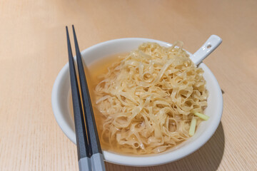 A bowl of noodles