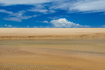 Praia paradisíaca, Ilha de Goré, Aracajú, Sergipe. 