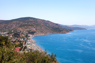 Naklejka premium The sea coast of the Crimean peninsula with a beautiful view, on a summer sunny day.