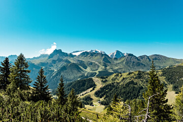 Vista su Marmolada e Arabba