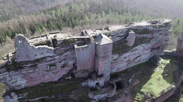 Ch&acirc;teau du Fleckenstein en drone