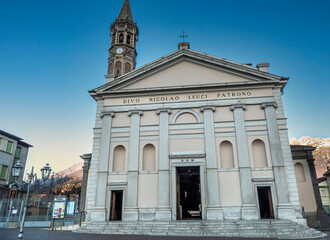 Fototapeta na wymiar The basilica of Saint Niccolò in Lecco