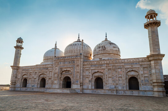 Abbasi Mosque at Derawar Fort Pakistan;