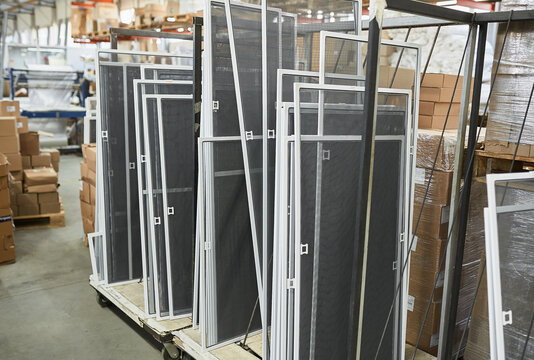Workshop, production of mosquito nets, ready-made material for shipment.