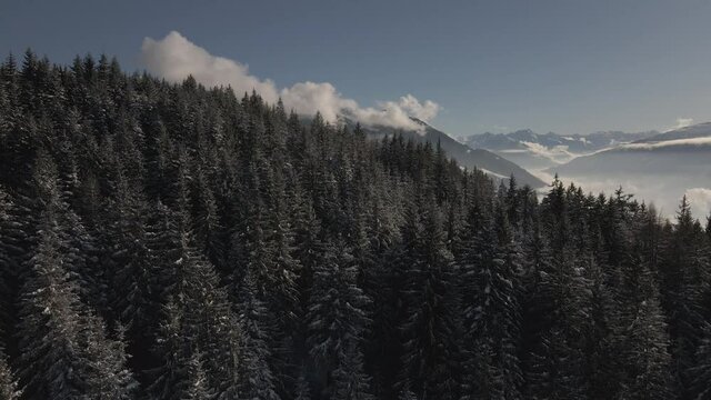 Winter im Zillertal, Tirol, Drohnenflug
