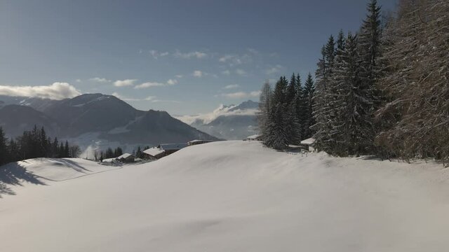 Winter im Zillertal, Tirol, Drohnenflug