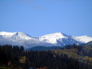 Obraz premium Beautiful mountains in autumn