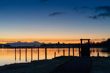Obraz premium Winter Sunrise Dawn From Flintstone Park Oak Harbor Washington