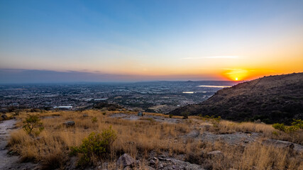 atardecer en leon, guanajuato