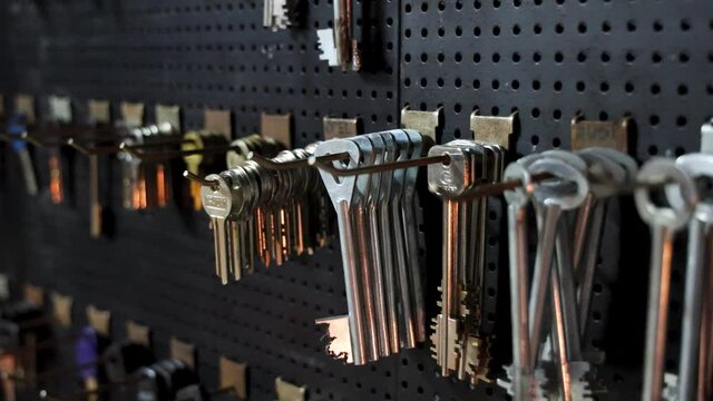 Key duplication workshop, 4k footage