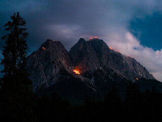 Sonnwendfeuer in Garmisch Partenkirchen