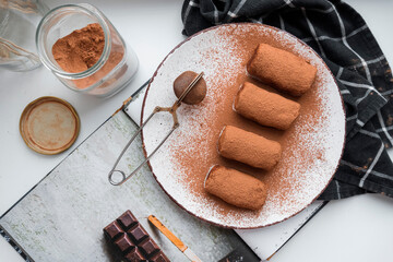 chocolate chip cookies