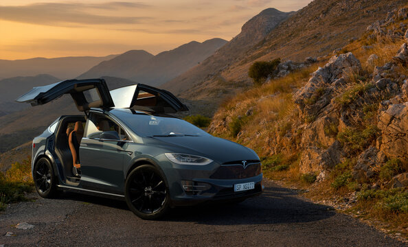 Tesla Model X - electric SUV from the USA