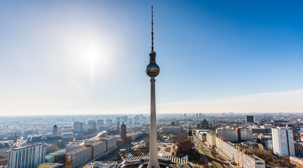 Fernsehturm am Alexanderplatz - obrazy, fototapety, plakaty