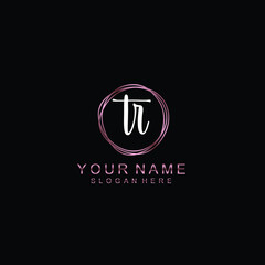 Fototapeta na wymiar TR beautiful Initial handwriting logo template