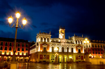Fototapeta premium Night view of Valladolid, Spain