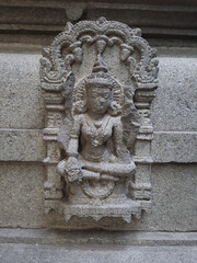 Fototapeta na wymiar ancient sculpture of hindu temple