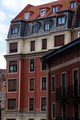 Fototapeta na wymiar Old houses in the city