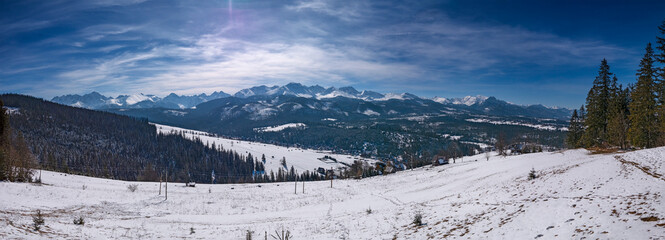Panorama z Taras&oacute;wki Małe Ciche na Tatry