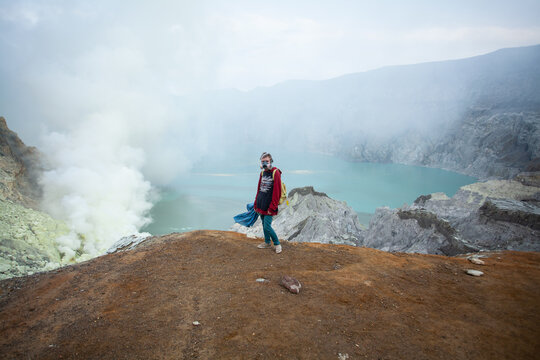Java Volcano Lake Sulfur Travel Girl Mask Smoke