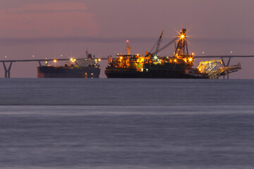 DRILL PETROLEUM IN VENEZUELA